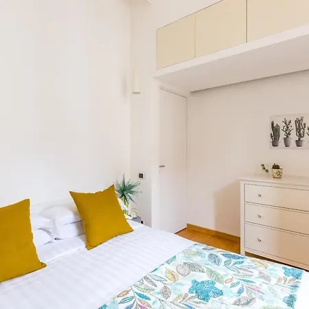 Starhost - Terazza Barbuti サレルノ